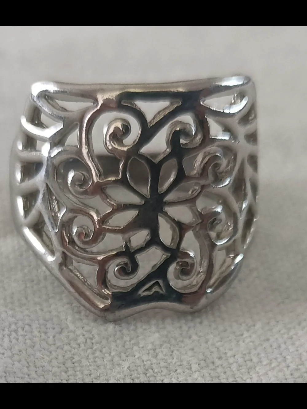 N/A polished silver